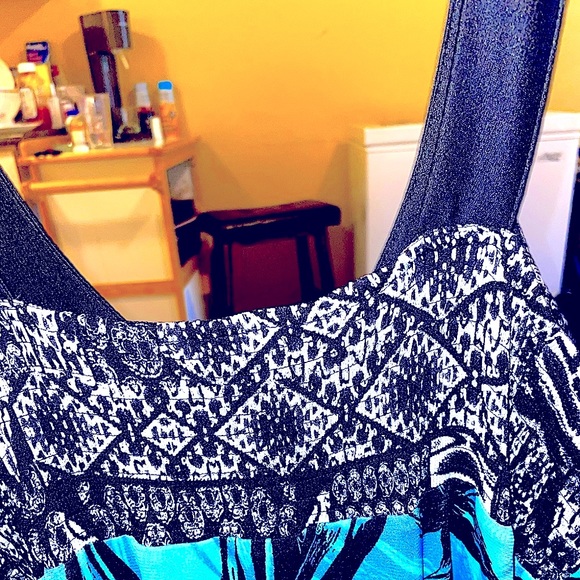 Gorgeous Summer Breeze Sundress - Picture 5 of 11